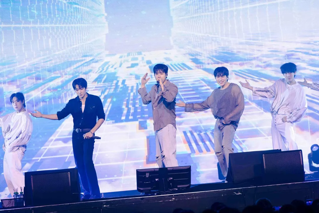 B1A4重現經典〈LONELY〉掀起全場尖叫連連。(圖/網銀國際影視 提供)