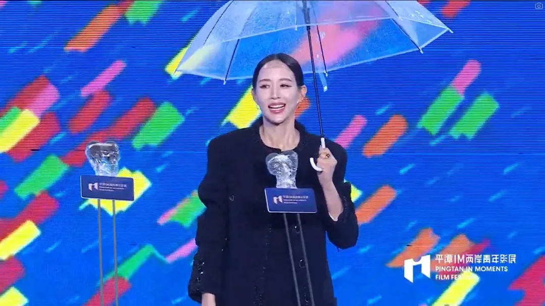 演員張鈞甯講電影。(圖/台北市影音節目製作公會 提供)