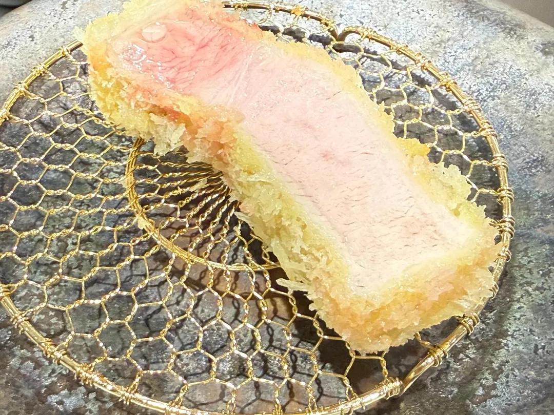 炸肋眼。（圖／黃宏輝提供）