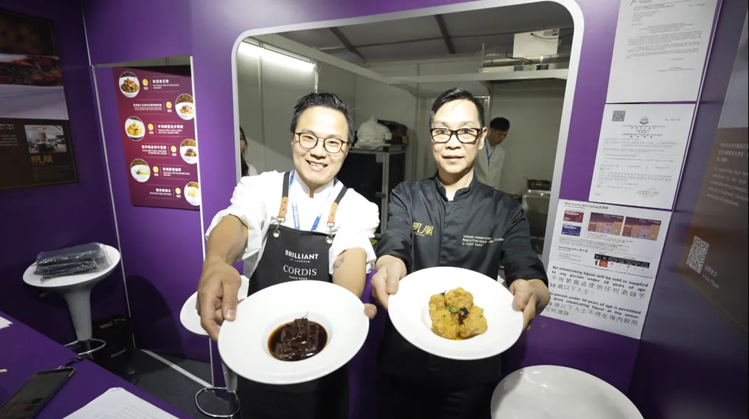 美食旅遊熱不間斷 11月「香港美酒佳餚月」推限定菜單與品酒優惠。（圖／香港旅遊局提供）