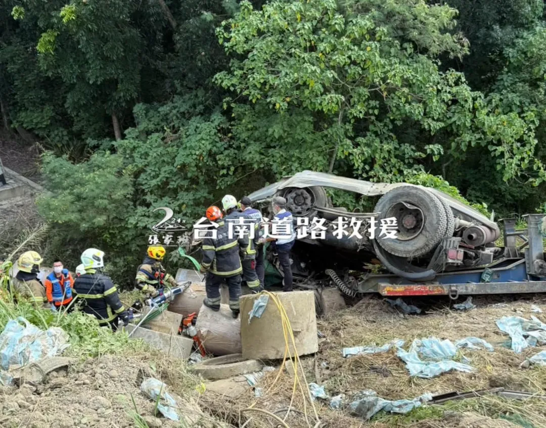 車禍現場。（圖／台南道路救援張家班）