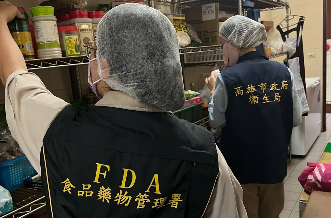 衛福部食藥署與各地方政府衛生局執行「115年素食餐飲業稽查專案」，發現多家知名素食餐廳存在食品安全違規情形。（圖／食藥署）