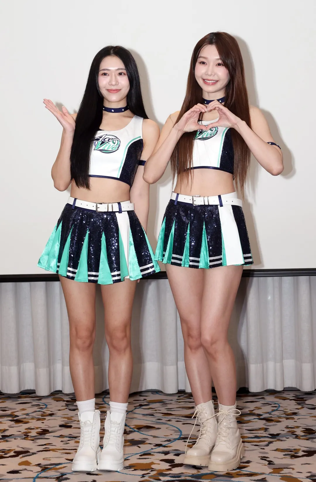 Yuri（右）與Nicole對新賽季充滿期待。（圖／譚兆青攝）
