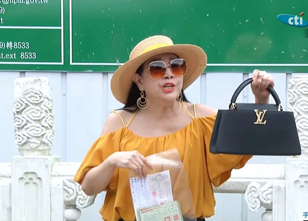 許純美坦言不想再談戀愛的原因，是怕會再吸引為錢而來的對象。（圖／中天新聞）