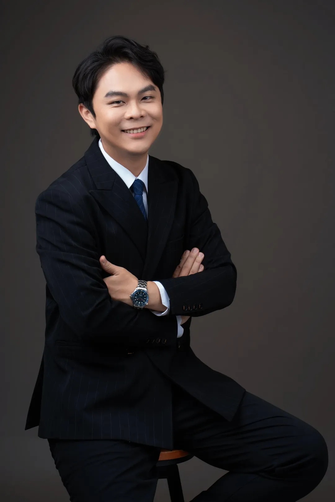 莊鎧毓現年33歲，擁有10年媒體工作經歷。（圖／張善政競辦提供）