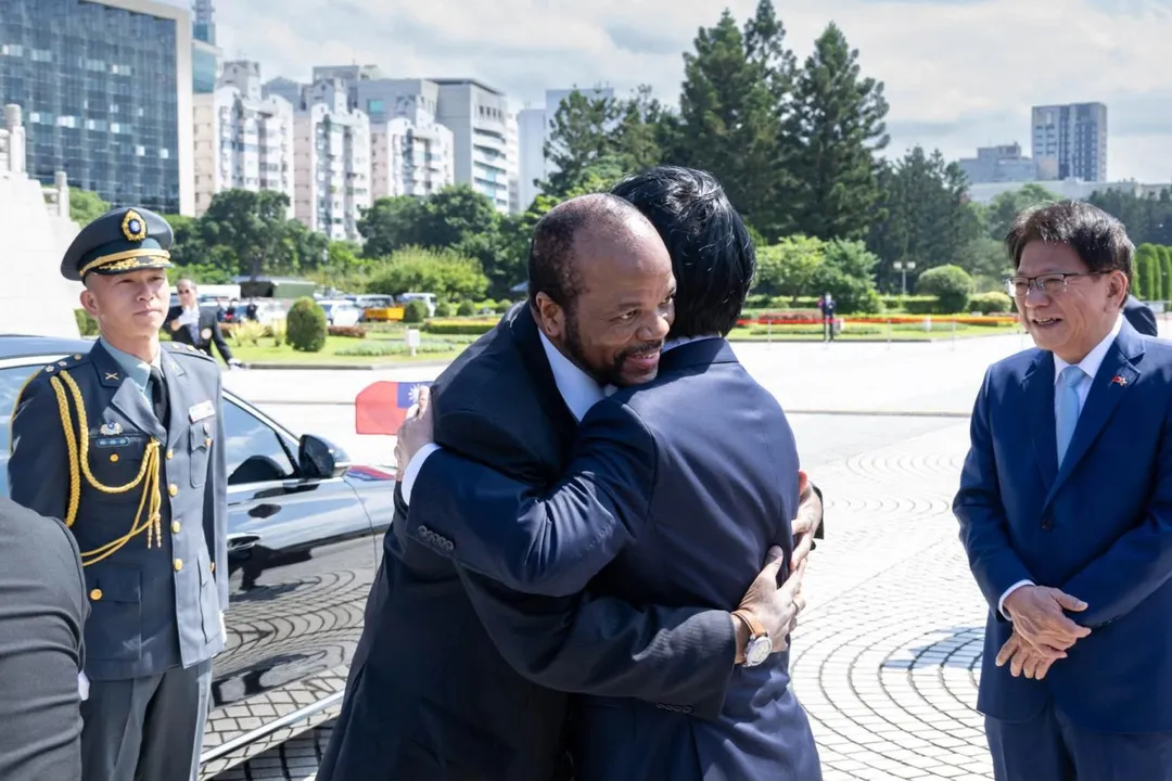 賴清德總統主持軍禮歡迎史瓦帝尼王國國王恩史瓦帝三世。（圖／翻攝賴清德臉書）