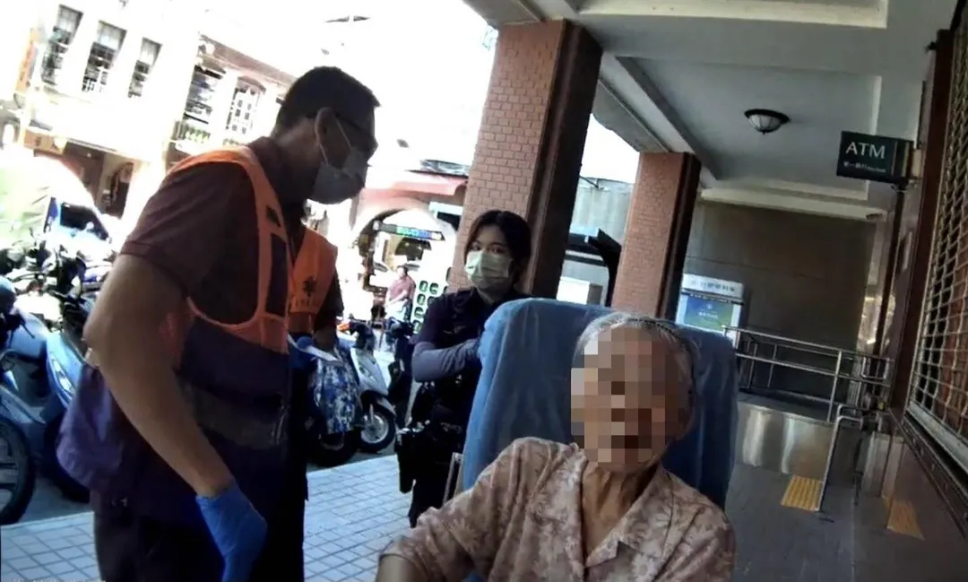 老婦跌倒受傷送醫治療。（圖／資料畫面）