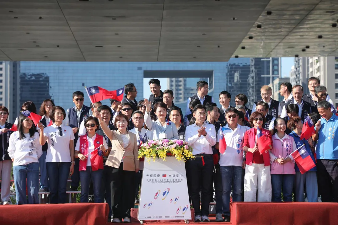 盧秀燕以家和萬事興為施政理念，感謝市民8年相伴，共同打造幸福家園。（圖/台中市府提供）