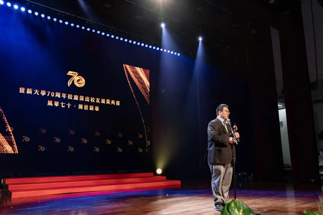 中華優質旅遊發展協會理事長李奇嶽回顧，在世新累積的社團與課堂經驗，成為日後創業的重要基礎
