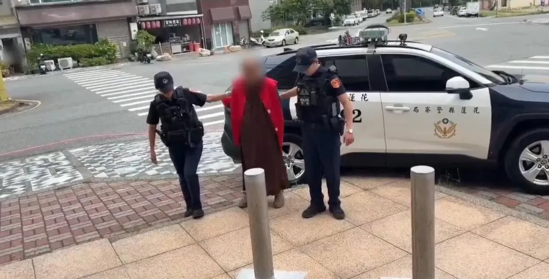 釋姓和尚酒測值達0.38毫克,當場遭警方逮捕並移送法辦。(圖/翻攝畫面)