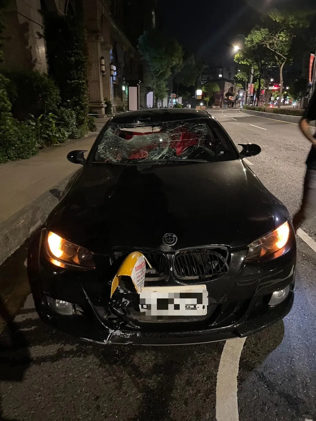 新北市中和區14日清晨發生死亡車禍。（圖／警方提供）
