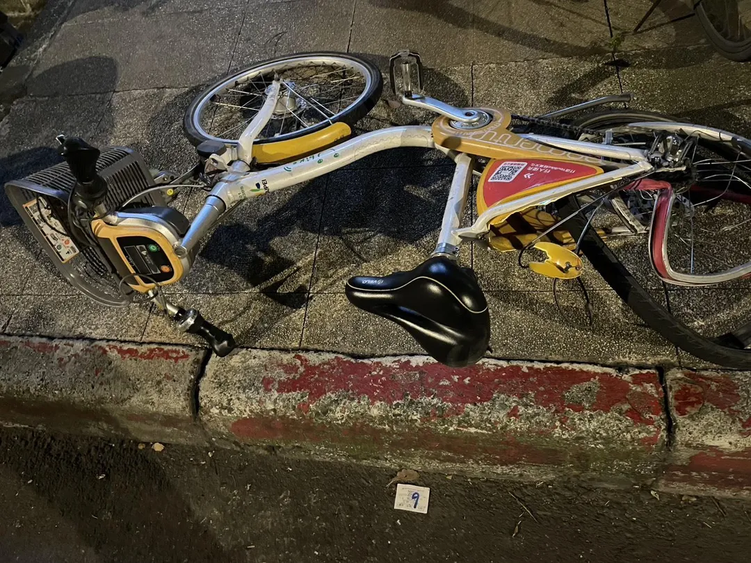 新北市中和區14日清晨發生死亡車禍。（圖／警方提供）