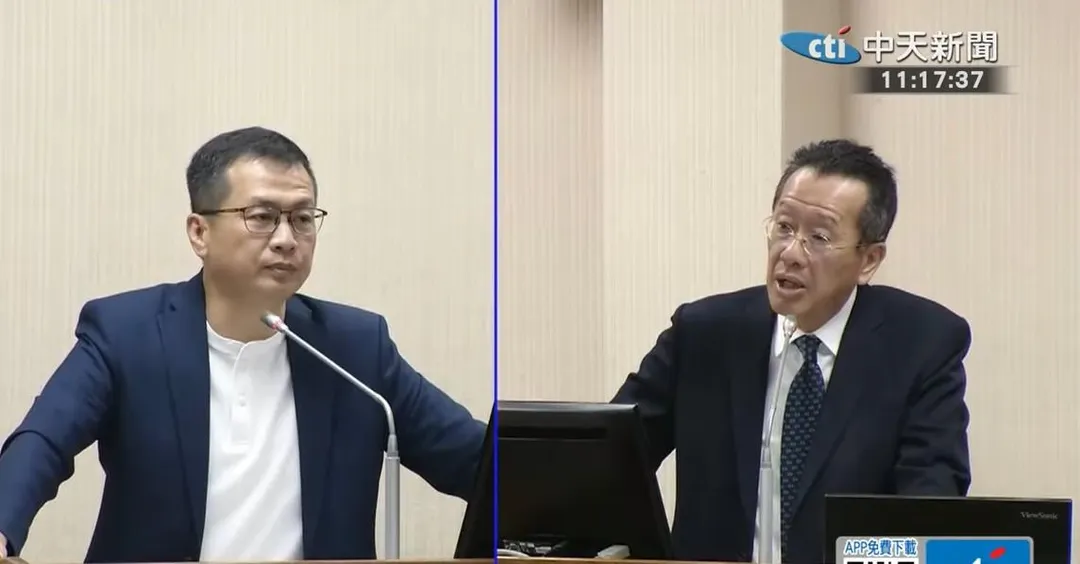 國民黨立委羅智強（左）、國防部長顧立雄（右）。（圖／中天新聞）