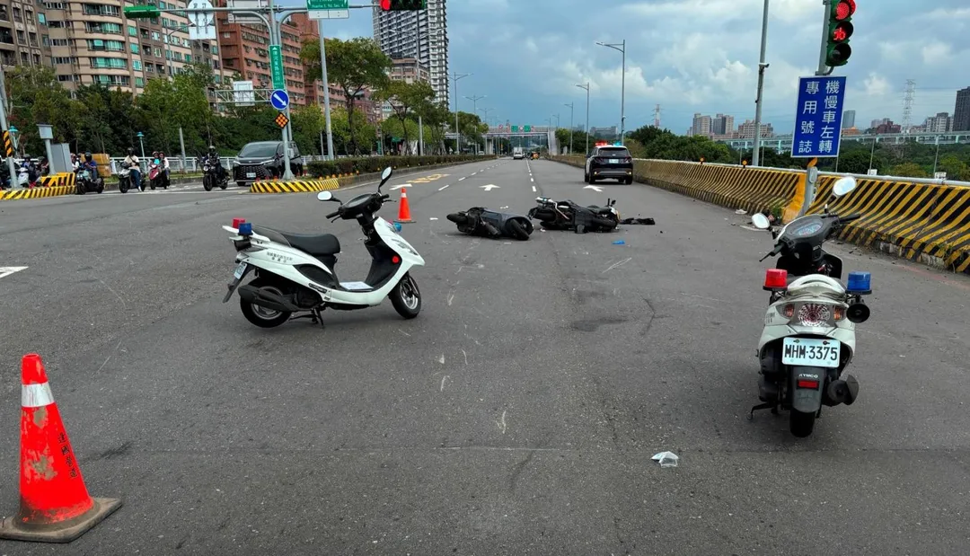 新北環快永和路段發生死亡車禍。（圖／翻攝畫面）