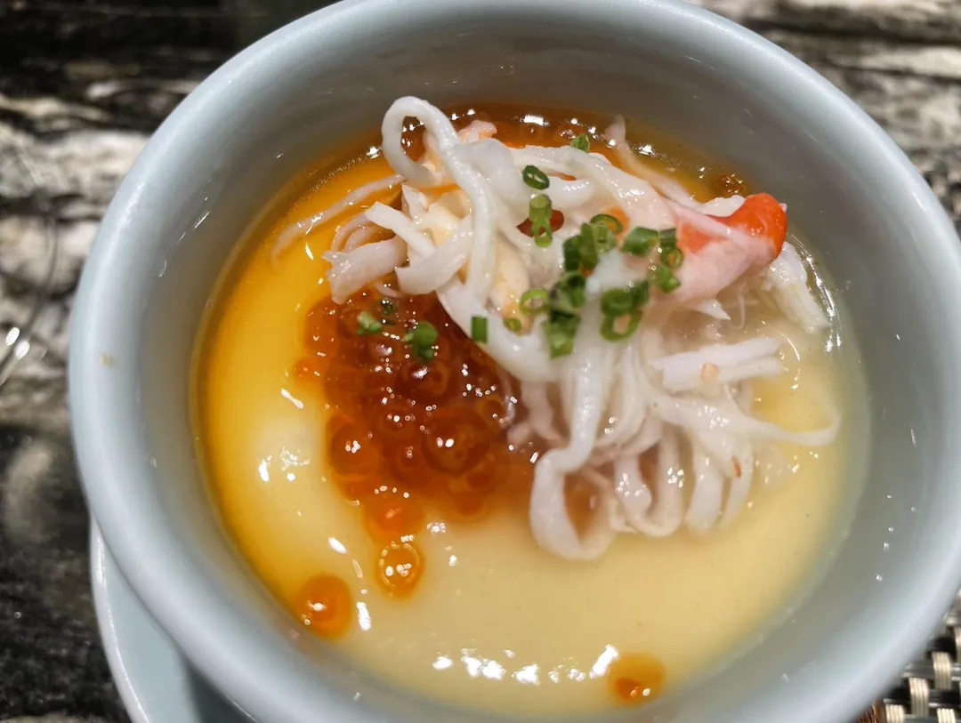 帝王蟹茶碗蒸。（圖／黃宏輝提供）