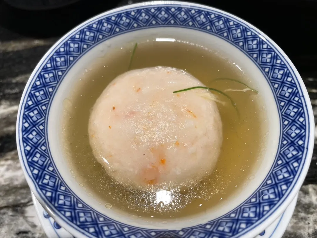 玉露鮮蝦真丈湯。（圖／黃宏輝提供）