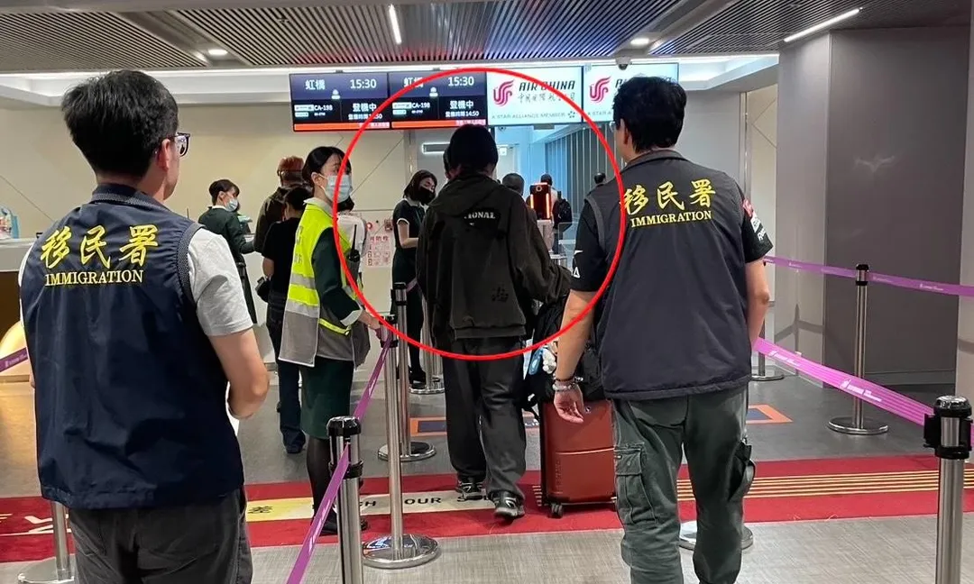 陸籍交換生王男遭移民署驅逐出境。（圖／翻攝畫面）