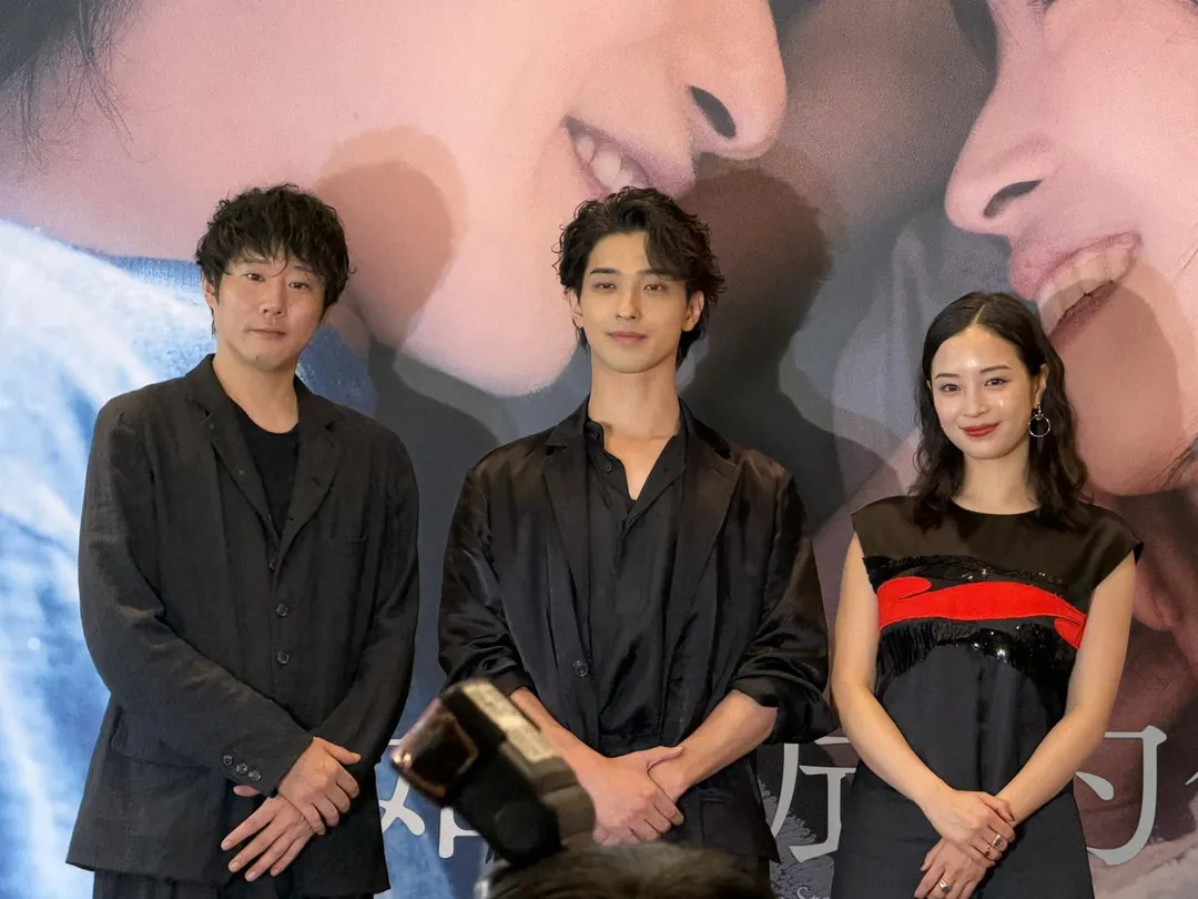 《宛如星辰的你》主演橫濱流星、廣瀨鈴與導演藤井道人17日來台宣傳。(圖/記者 伍映澄 攝)