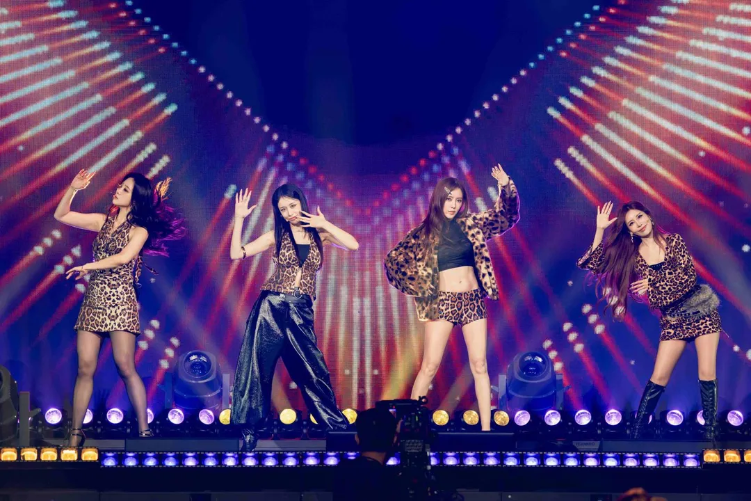 T-ARA一連獻唱〈Bo Peep Bo Peep〉、〈Roly-Poly〉等經典歌曲，掀起全場歌迷回憶殺。（圖／網銀國際影視提供）