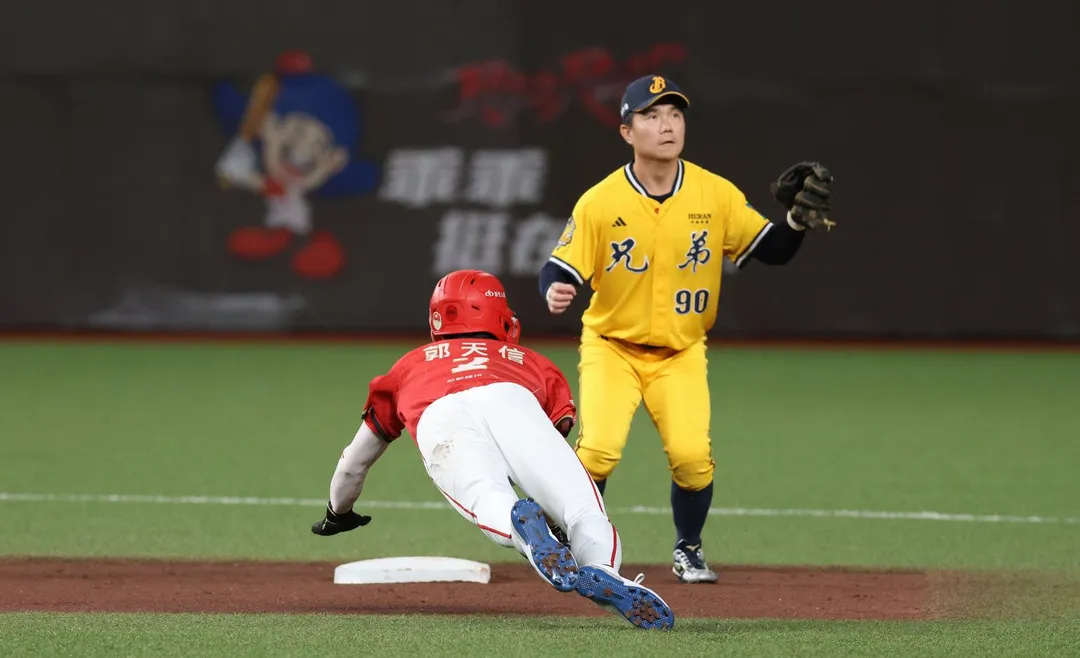 江坤宇最佳游擊手獎霸業遭終結。（圖／譚兆青攝）