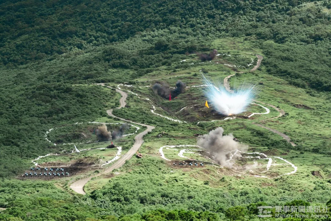 陸軍M1A2T戰車將首度進訓屏東三軍聯訓基地。圖為2025年第586旅訓練情形。(圖/軍聞社)
