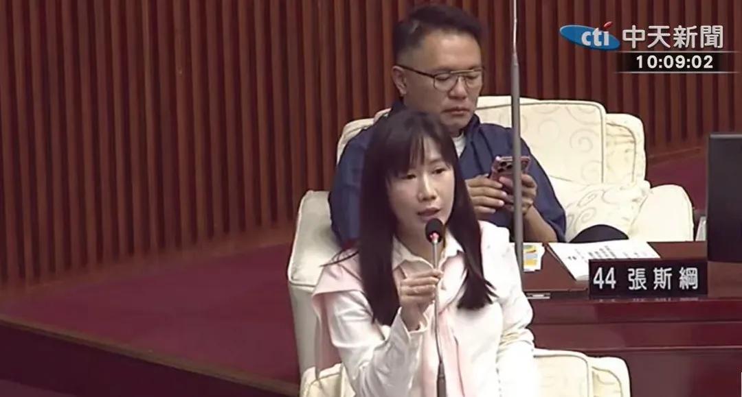 台北市議員柳采葳。（圖／中天新聞）