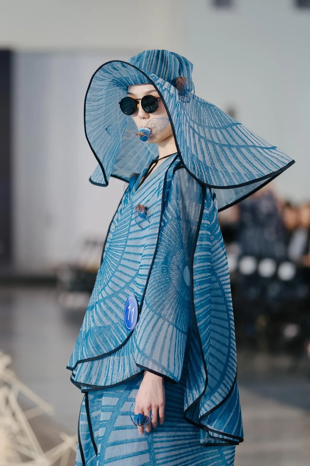 服裝作品下了伸展台,才是推廣客家文化的開始,盼讓更多民眾認識客家時尚。(圖/北市客委會)