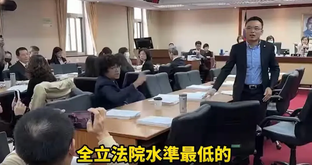 沈伯洋。(圖/截自網友Threads所附影片)
