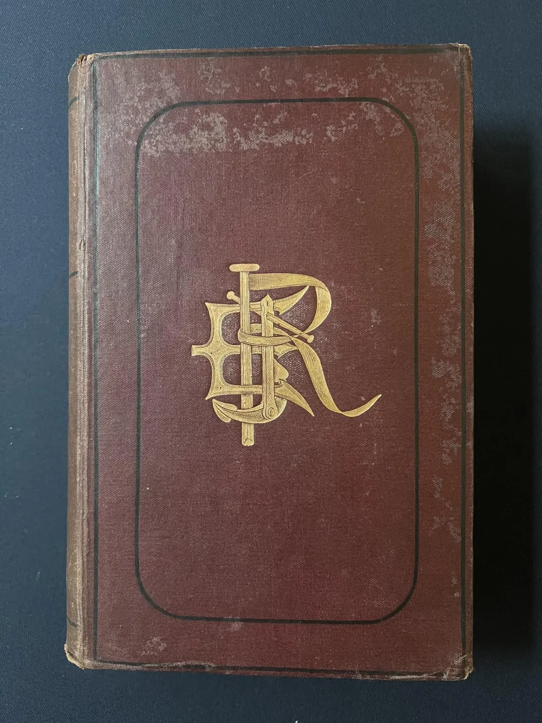 甲午戰爭鎮遠艦管帶林泰曾舊藏1869年出版之「我們的鐵甲船：其品質、性能與成本」。（圖／松濤社提供）