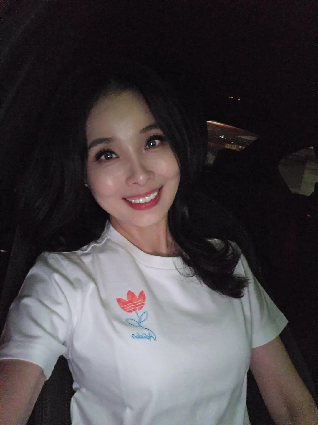 薔琵颱風來襲，資深媒體人呂文婉仍需冒著風雨出門工作。（圖／翻攝呂文婉　臉書）