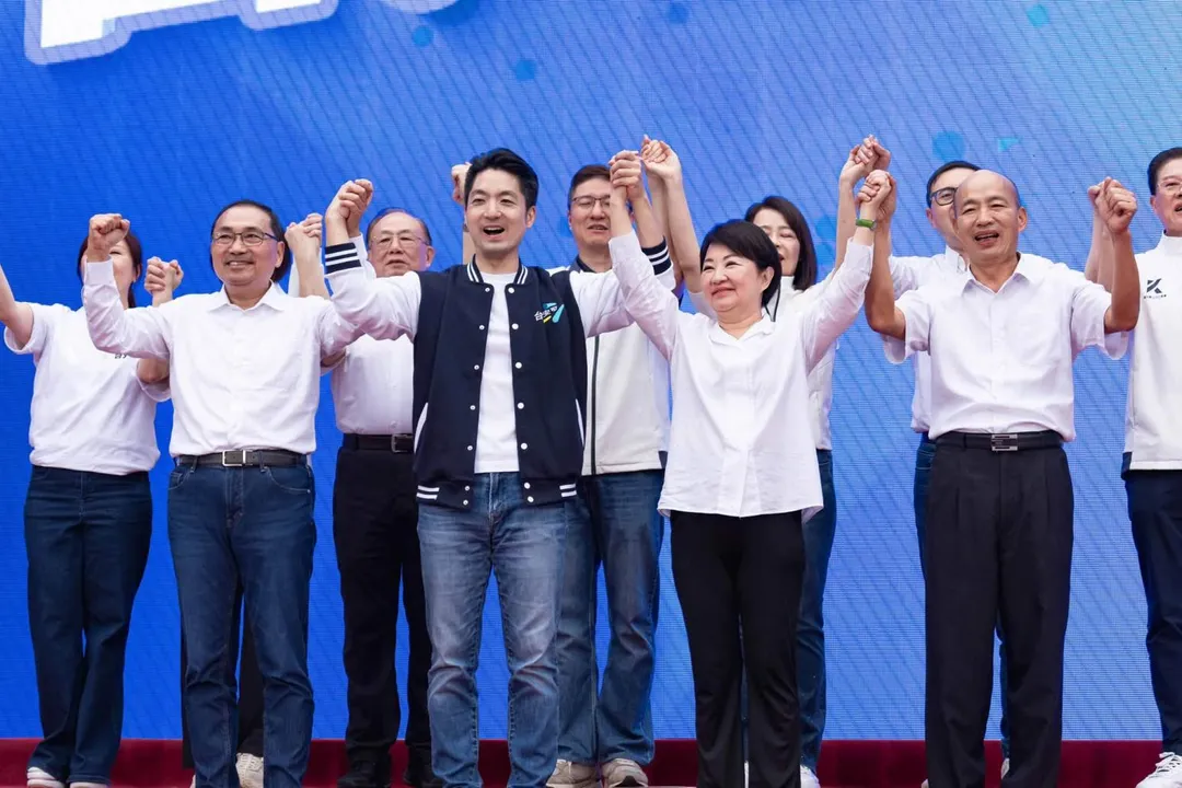 台中市長盧秀燕與台北市長蔣萬安同獲36.9%的好感度，立法院長韓國瑜好感度35.0%，是藍營前三。（圖／蔣萬安臉書）