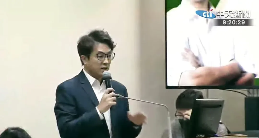 民進黨立委，台北市長候選人沈伯洋。（圖／中天新聞）