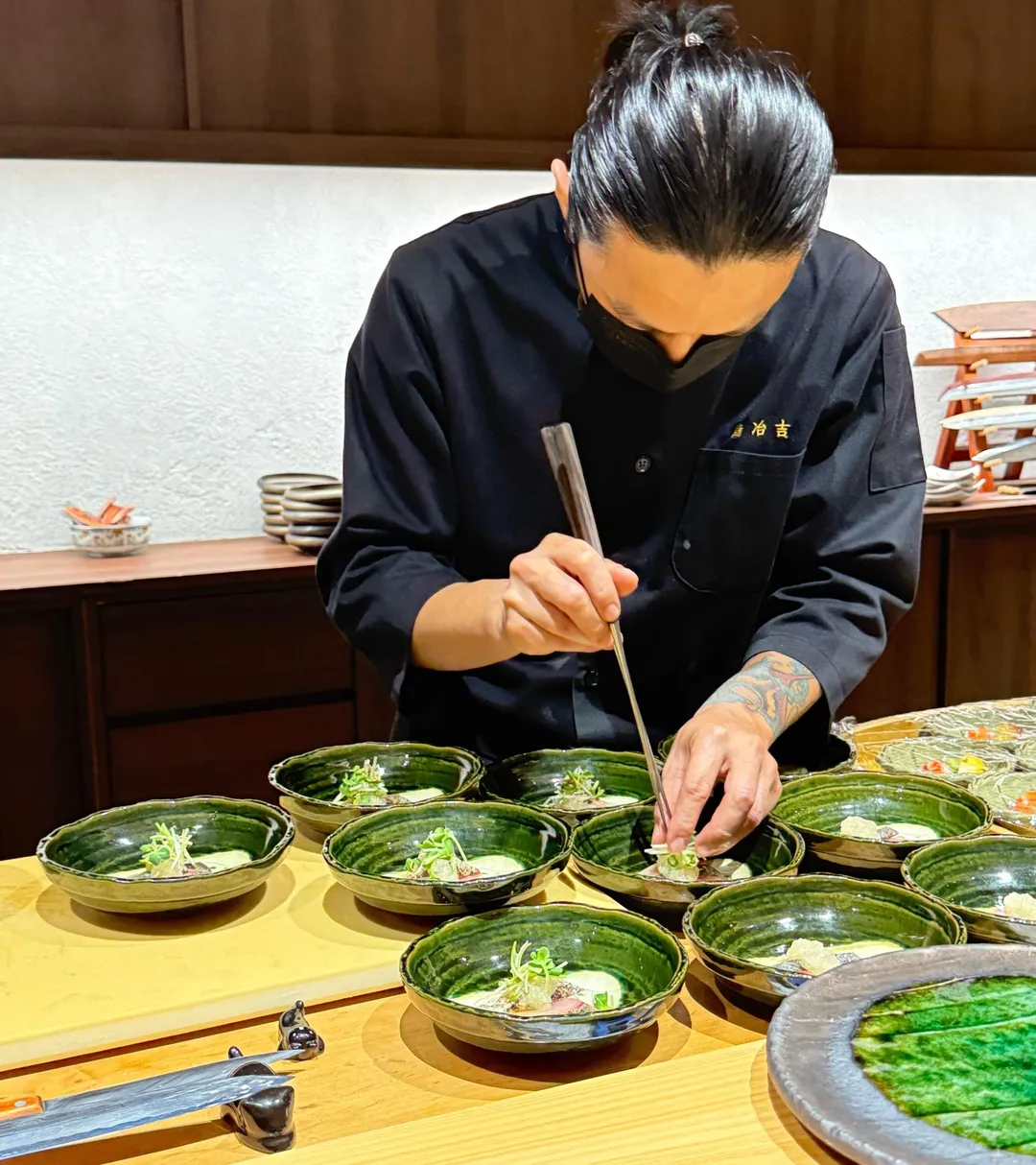一人主作料理。（圖／黃宏輝提供）