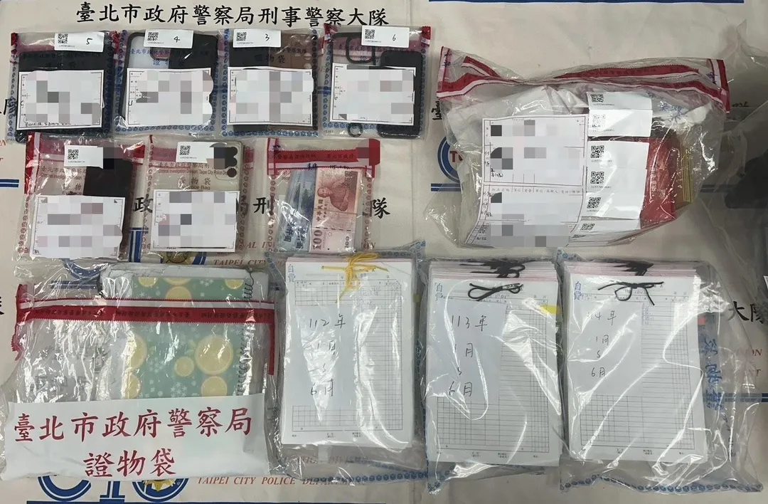 警方查扣相關證物與病歷資料。（圖／翻攝畫面）