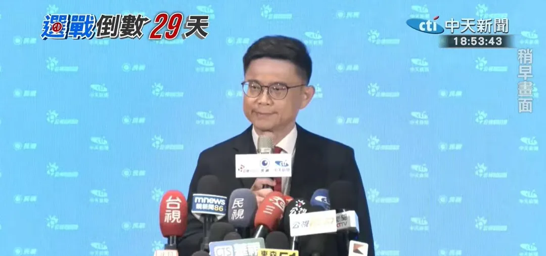 賴瑞隆受訪。（圖/中天新聞）