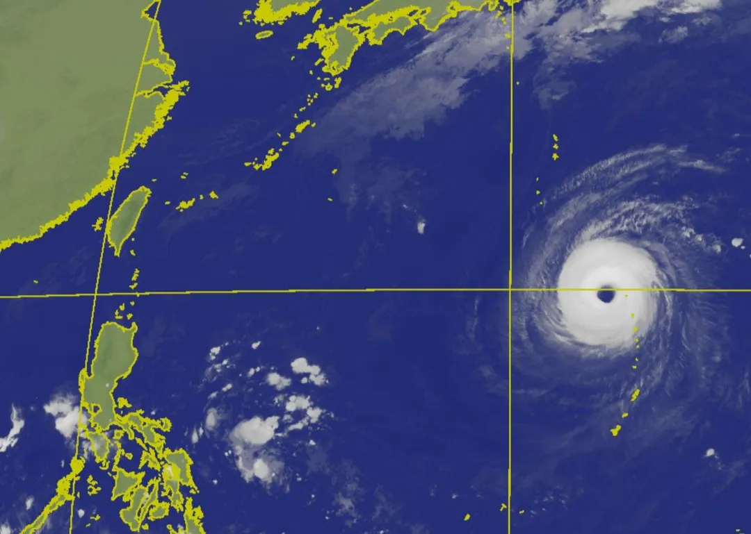 未來一週將有三波東北季風接力南下，呈現典型秋季陣雨與降溫交替的天氣型態。（圖／氣象署）