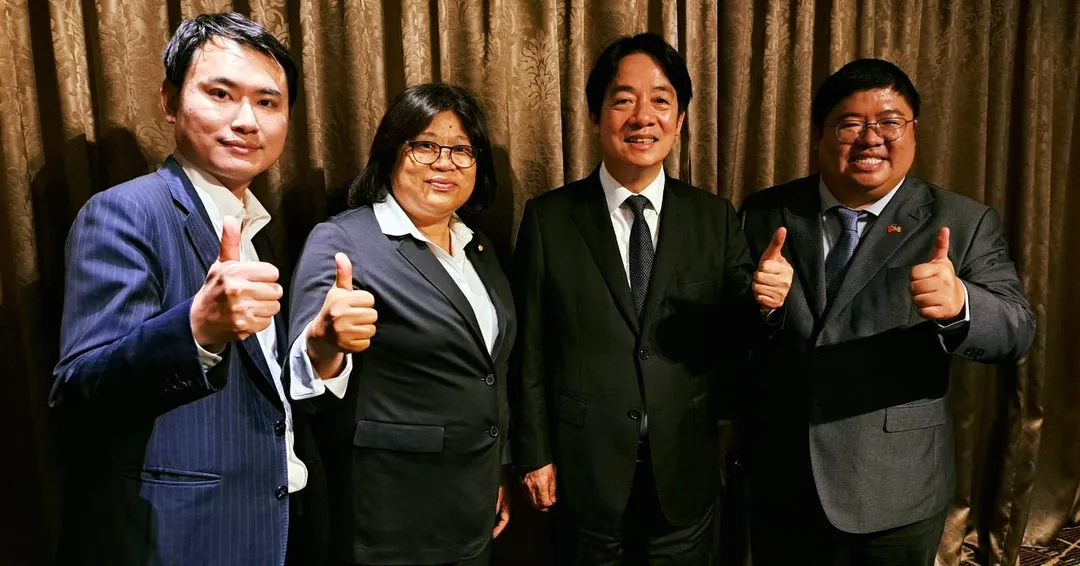 身兼民進黨主席的賴清德日前舉辦餐敘,12綠委未出席。(圖取自蔡易餘臉書)