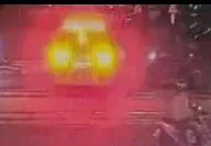 車禍發生瞬間。（圖／中天新聞）