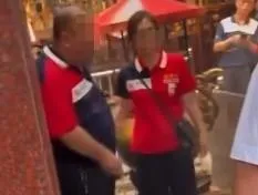普濟殿總幹事上午在西羅殿生氣罵人。（圖／翻攝自宗教爆報臉書）