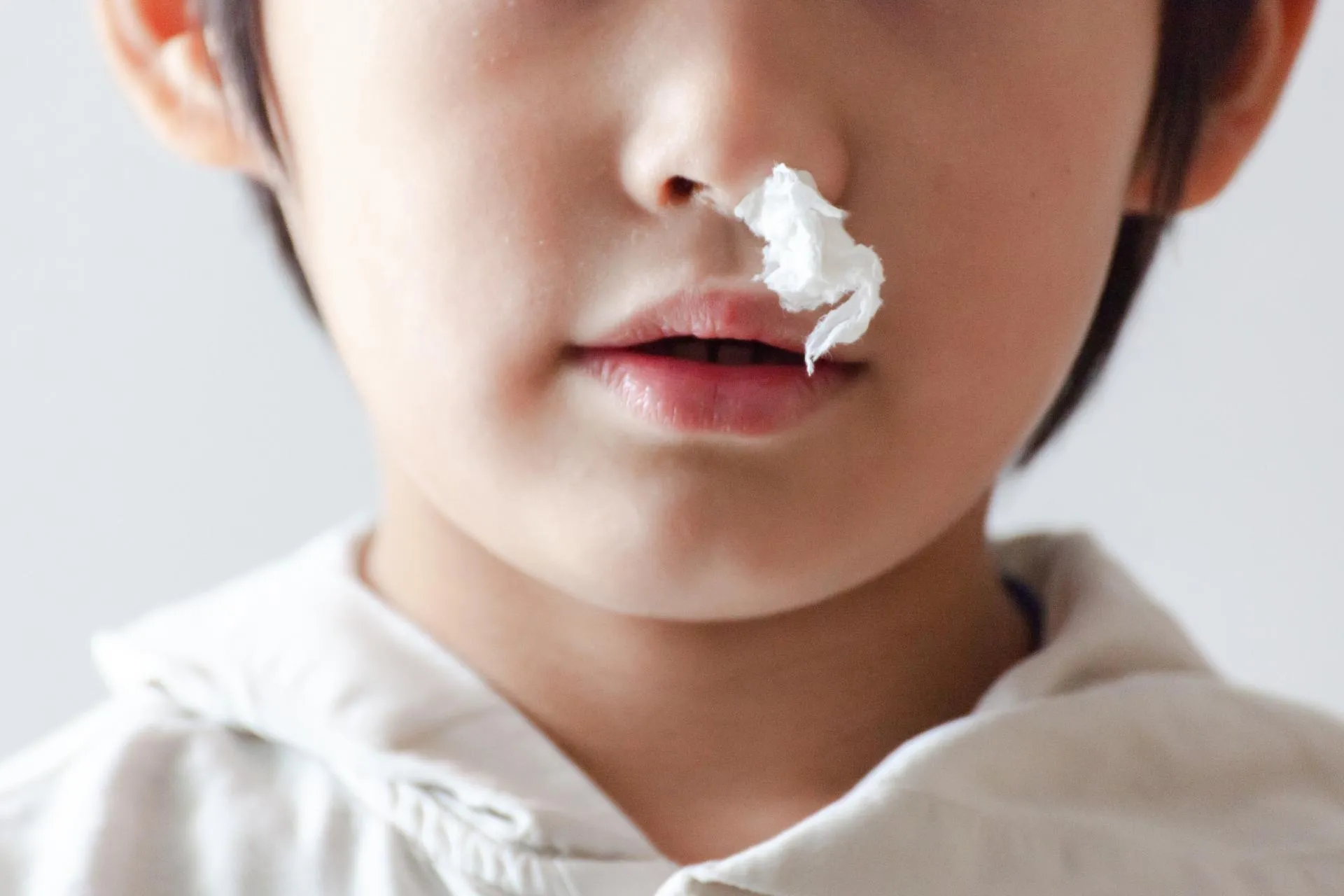 孩子「長期鼻塞」張口呼吸　醫警告：恐變阿呆臉！影響一輩子