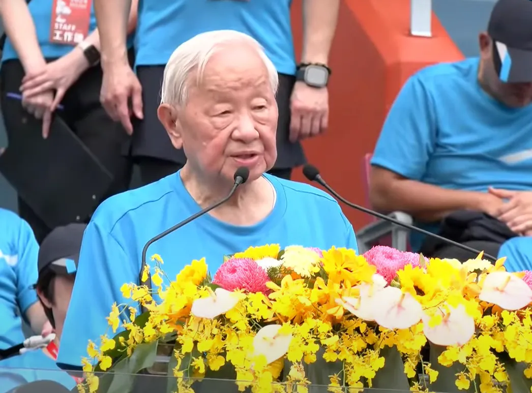 台積電年度運動會　魏哲家證實：張忠謀身體不適缺席