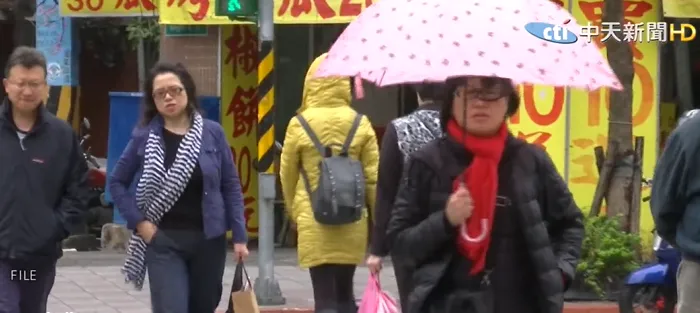 北桃宜金入夜低溫再戰10度以下　北東冷雨連炸到跨年