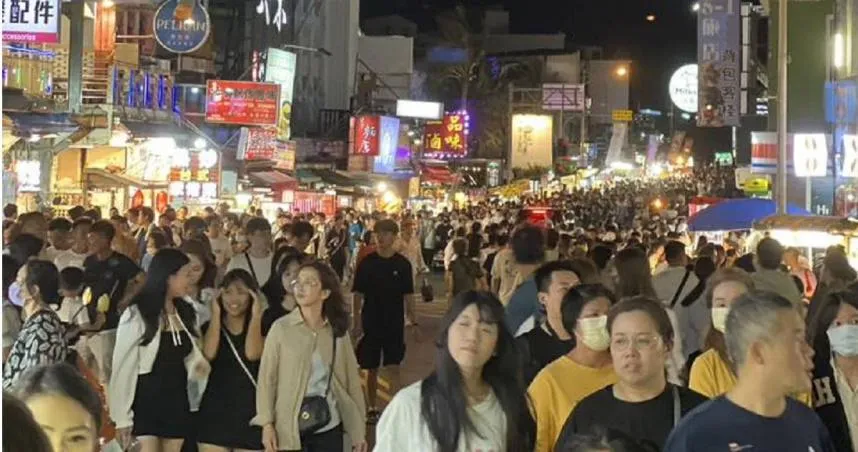 國旅補助估最快9月上路　8月先抽生日住宿金1200元