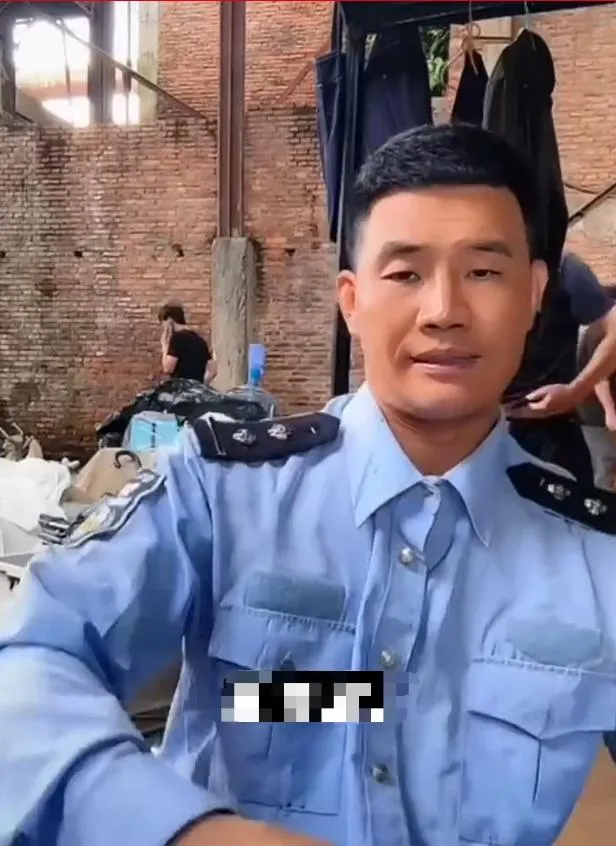 陸演員「嘎子哥」穿警服直播帶貨爆粗口　遭罰行政拘留7日