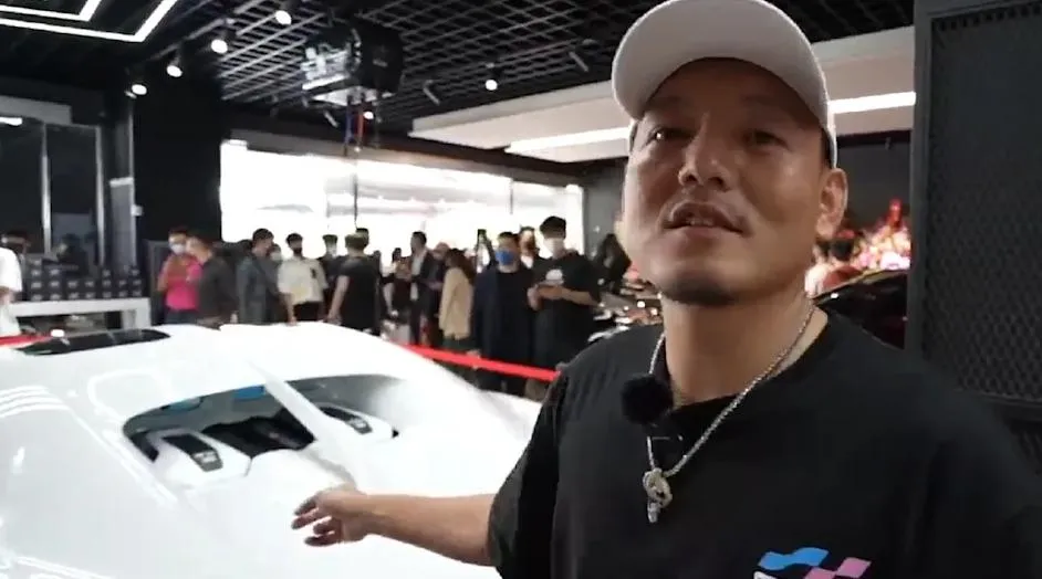 玖壹壹春風被爆與「太子集團」陳志是麻吉 經紀公司曝兩人關係