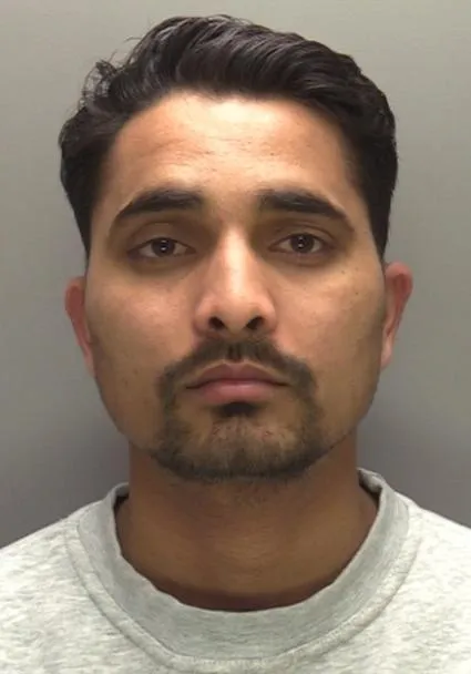 送餐看上女顧客加IG！英印裔外送員數小時後折返施暴性侵