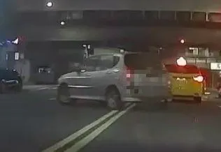 黃男開始逃跑拒檢。(圖/警方提供)
