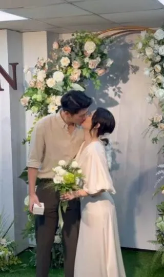 紀培慧5日正式宣布完成結婚登記。（圖／翻攝紀培慧　IG）