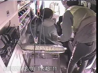一名女性山友獨攀南三段,因右腳腳趾受傷無法繼續,無奈申請救援。(圖/翻攝畫面)
