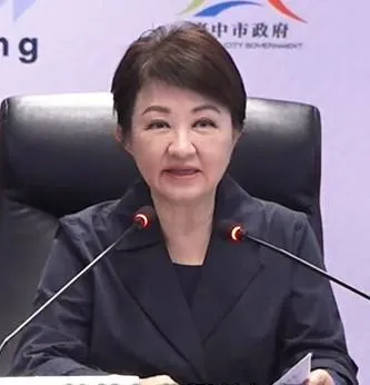 台中市長盧秀燕今(8月31日)65歲生日。(圖/翻攝自盧秀燕臉書)